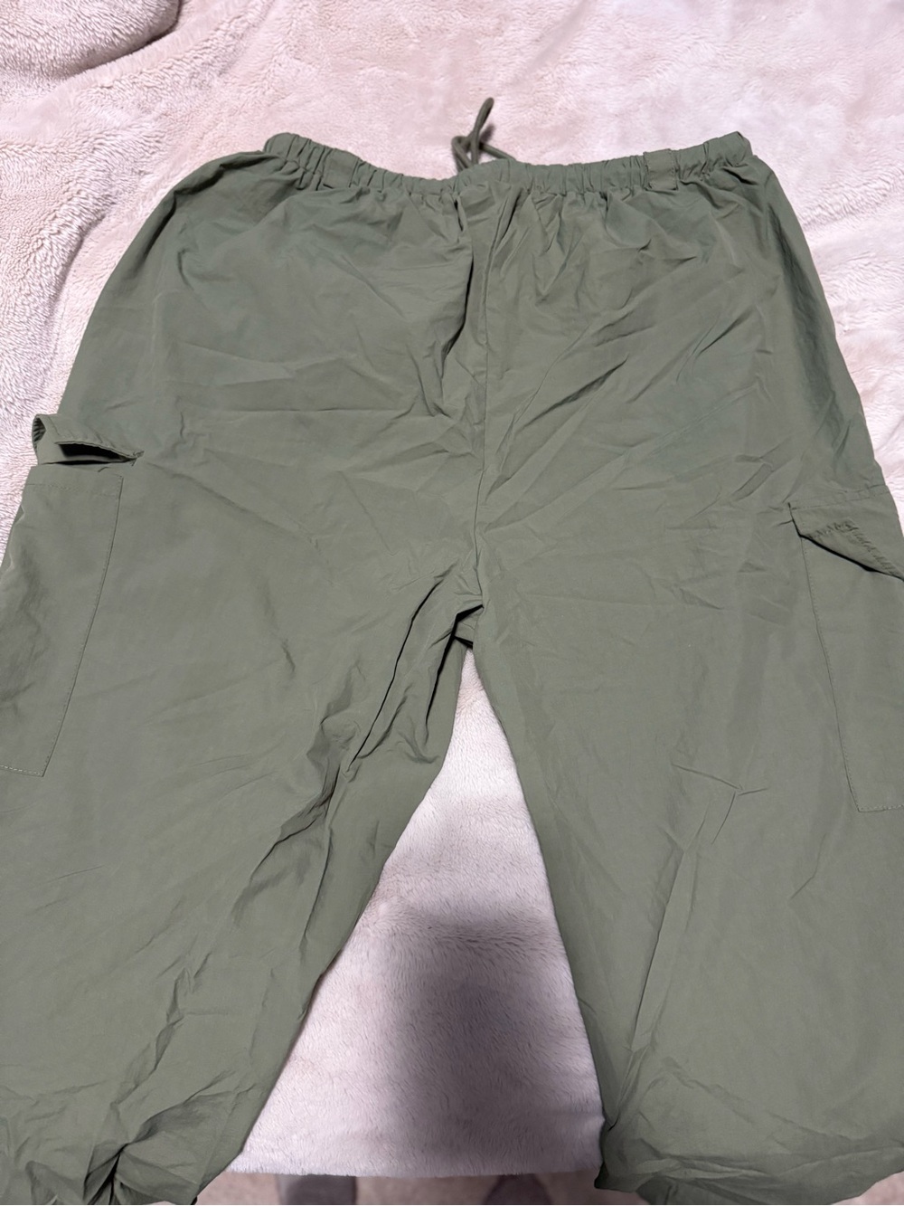 Fashion Nova Women's Cargo Joggers in Green - Picture 7 of 7